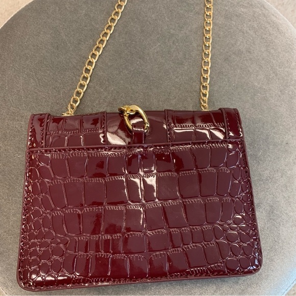 Red burgundy Messenger Bag small Shoulder Bag Crocodile pattern Flap chain Sling - Picture 6 of 12